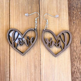 Ohrhänger ‚Herz aus Holz‘ – Handgemacht aus Nussbaum & 925